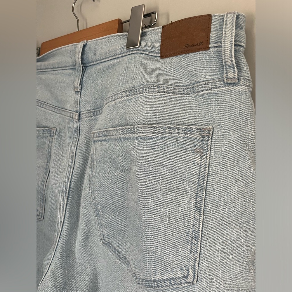 Madewell jeans size 33